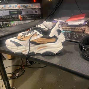 Steve Madden Chunky sneakers
